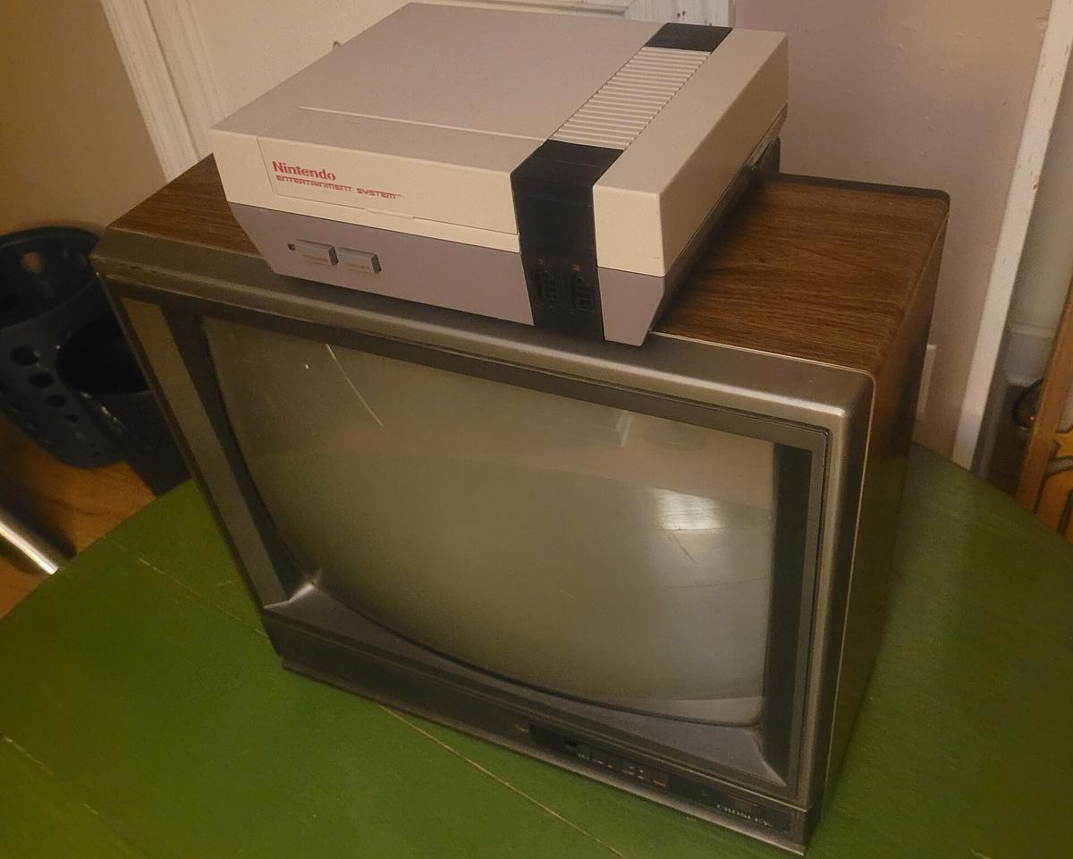 Connecting a PlayStation 1 to a Modern Display with the Cleanest 240p Signal